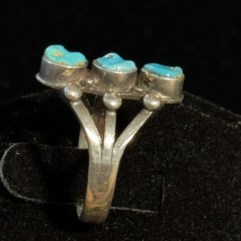 Vintage Native American Turquoise Sterling Silver Ring Size 6